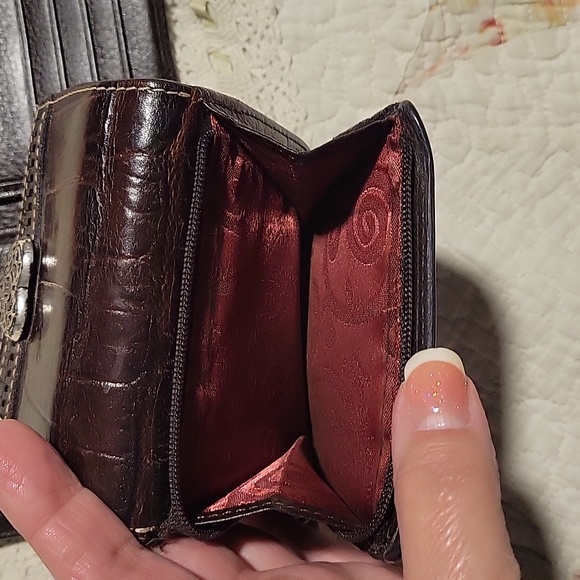 Brighton Wallet - Picture 6 of 6